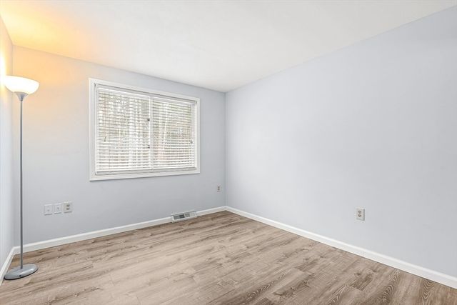 14 Centercrest Dr 14, Tyngsborough, MA 01879