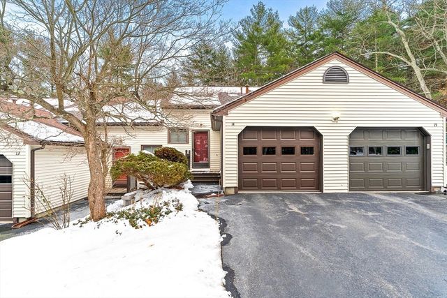 14 Centercrest Dr 14, Tyngsborough, MA 01879