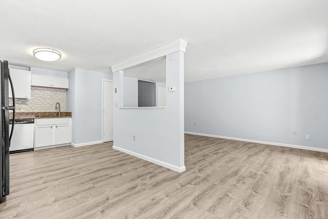 14 Centercrest Dr 14, Tyngsborough, MA 01879