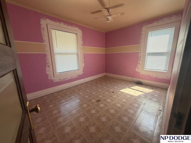 2517 G Street, Omaha, NE 68107