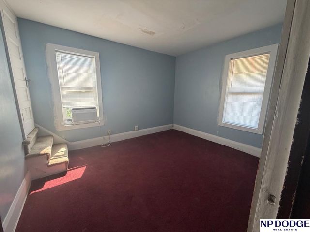2517 G Street, Omaha, NE 68107