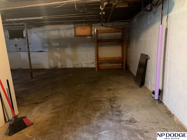 2517 G Street, Omaha, NE 68107