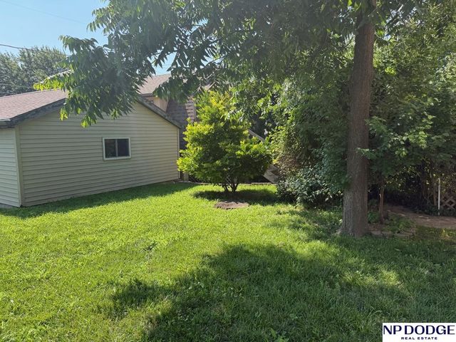 2517 G Street, Omaha, NE 68107