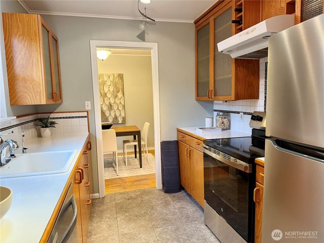 2113 NE 81st Place, Seattle, WA 98115