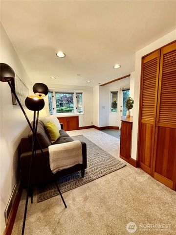 2113 NE 81st Place, Seattle, WA 98115