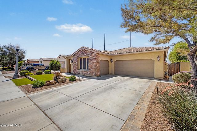 14841 W LUNA Drive S, Litchfield Park, AZ 85340
