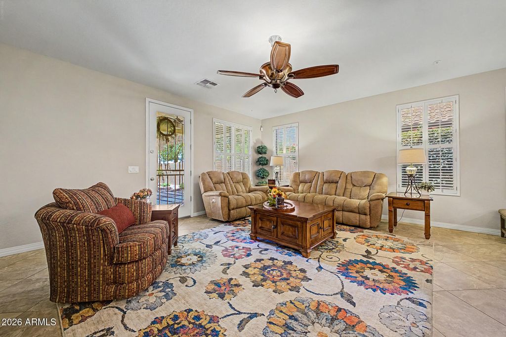 Image 11 of property listing at 14841 W LUNA Drive S, Litchfield Park, AZ 85340