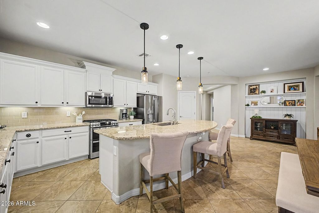 Image 18 of property listing at 14841 W LUNA Drive S, Litchfield Park, AZ 85340