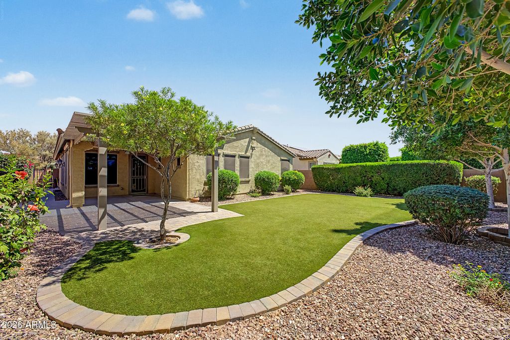 Image 42 of property listing at 14841 W LUNA Drive S, Litchfield Park, AZ 85340
