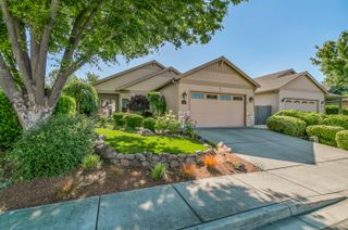 931 Village Circle, Medford, OR 97504