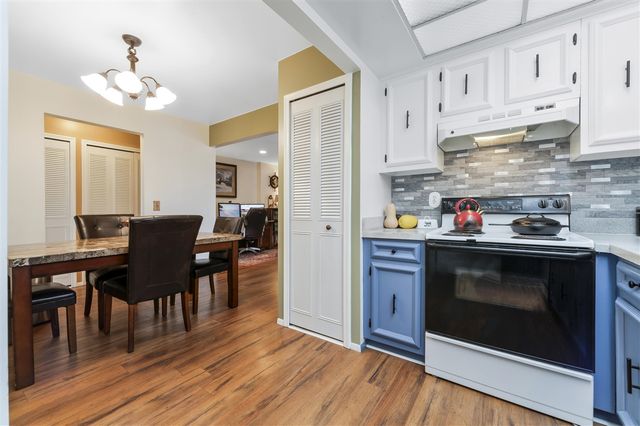 35768 Union Lake Road, Harrison Twp, MI 48045