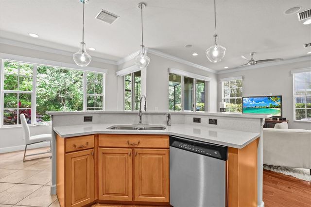 14637 MIRABELLE VISTA CIRCLE, Tampa, FL 33626