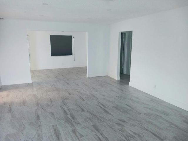 1590 SW 14th Avenue, Boynton Beach, FL 33426