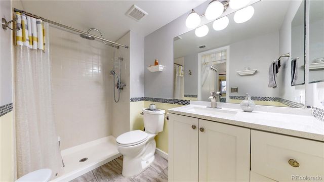 491 S Kalispell Way 305, Aurora, CO 80017