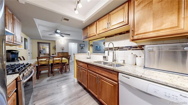 491 S Kalispell Way 305, Aurora, CO 80017