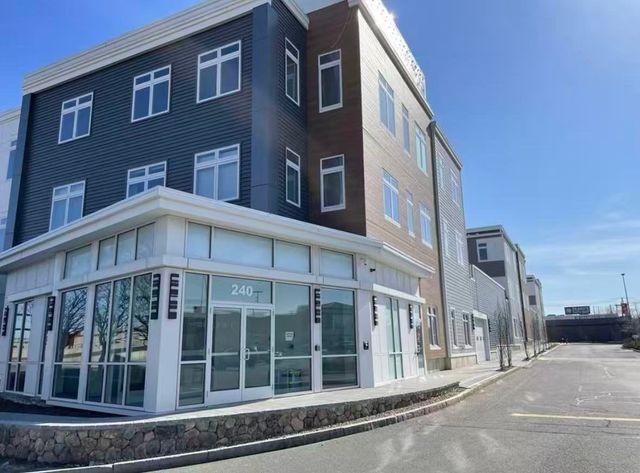 60 Cross St E 211, Somerville, MA 02145