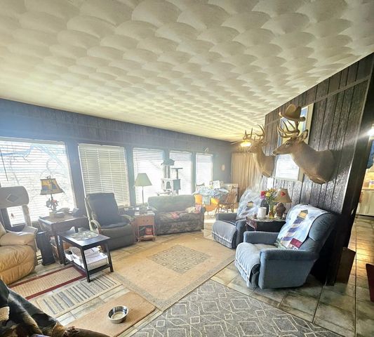 13405 W State Road 81, Brodhead, WI 53520