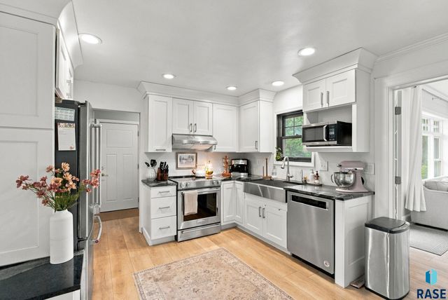 4405 S Laurel Oak Dr Drive, Sioux Falls, SD 57103