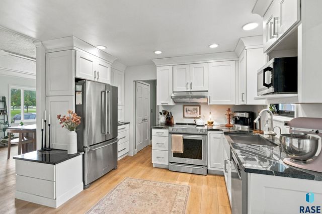 4405 S Laurel Oak Dr Drive, Sioux Falls, SD 57103