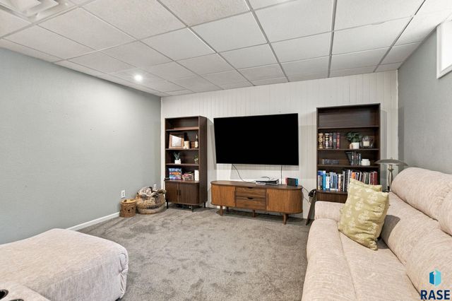 4405 S Laurel Oak Dr Drive, Sioux Falls, SD 57103