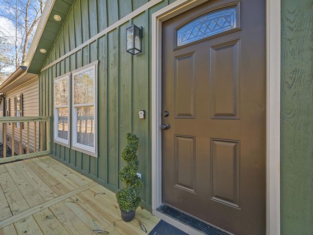 371 Forest Dale Road, Marietta, SC 29661