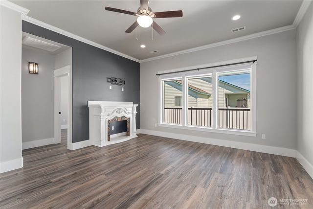 1300 W Marina Drive #33, Moses Lake, WA 98837