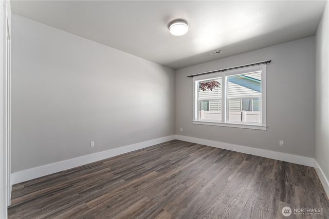 1300 W Marina Drive #33, Moses Lake, WA 98837