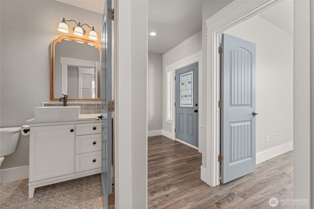 1300 W Marina Drive #33, Moses Lake, WA 98837