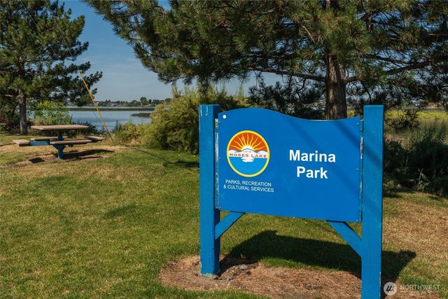 1300 W Marina Drive #33, Moses Lake, WA 98837