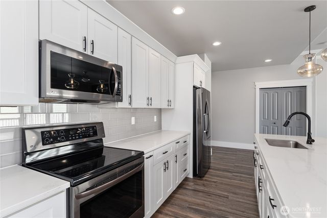 1300 W Marina Drive #33, Moses Lake, WA 98837
