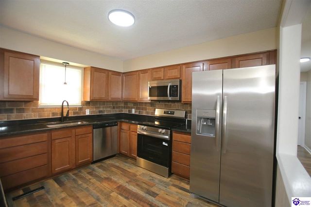 842 S Atcher Street, Radcliff, KY 40160