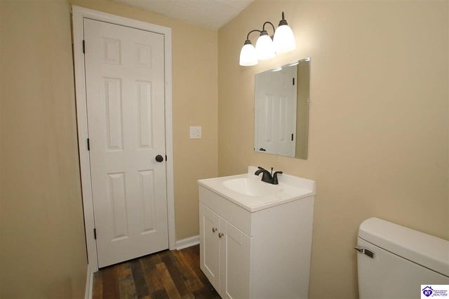 842 S Atcher Street, Radcliff, KY 40160