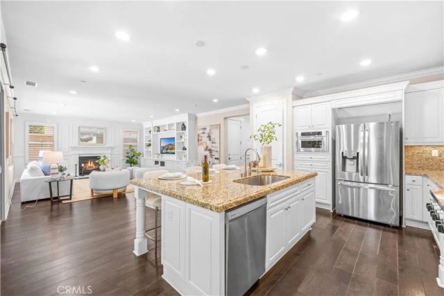 63 Rossmore, Irvine, CA 92620
