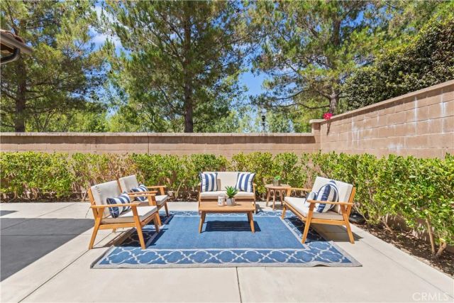63 Rossmore, Irvine, CA 92620
