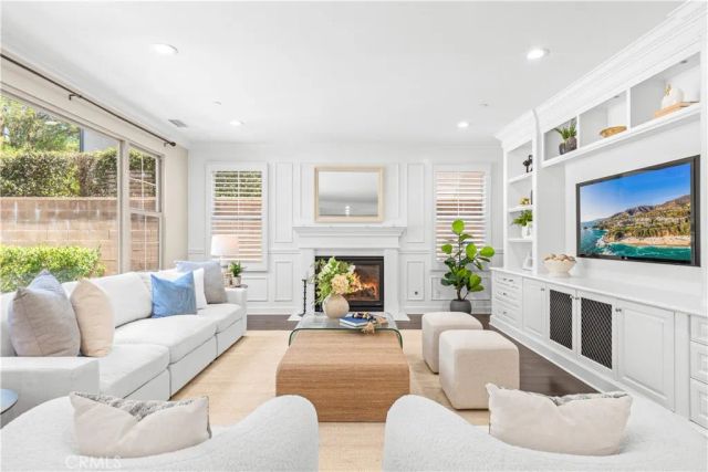 63 Rossmore, Irvine, CA 92620
