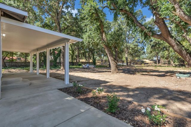 5720 Riverside Blvd, Sacramento, CA 95822