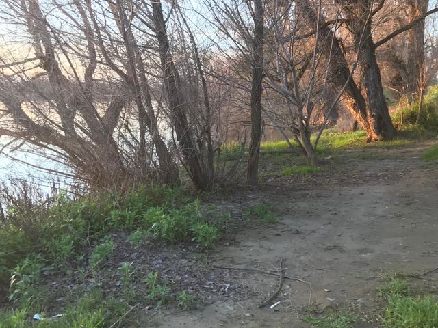 5720 Riverside Blvd, Sacramento, CA 95822