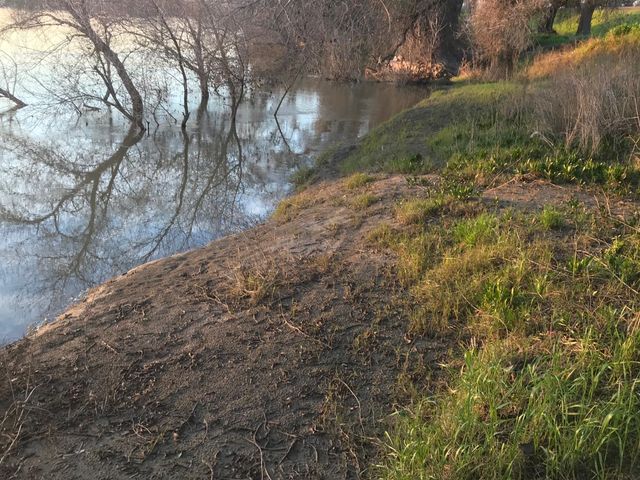 5720 Riverside Blvd, Sacramento, CA 95822