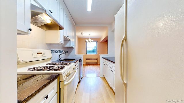 8420 153rd 4C, Howard Beach, NY 11414