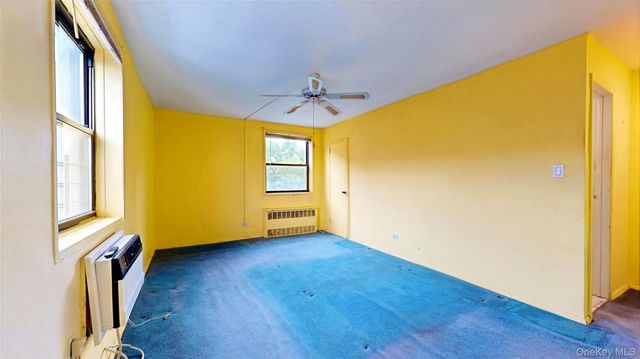 8420 153rd 4C, Howard Beach, NY 11414