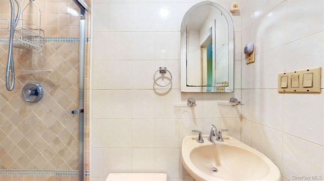 8420 153rd 4C, Howard Beach, NY 11414