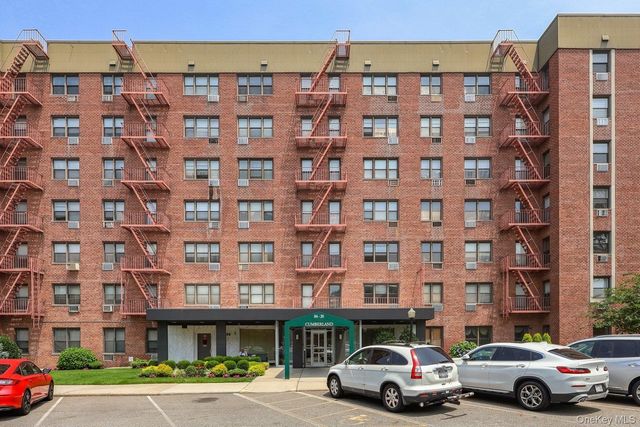 8420 153rd 4C, Howard Beach, NY 11414