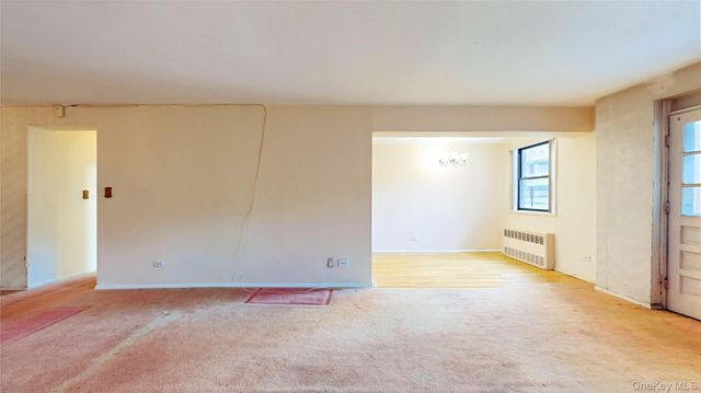 8420 153rd 4C, Howard Beach, NY 11414