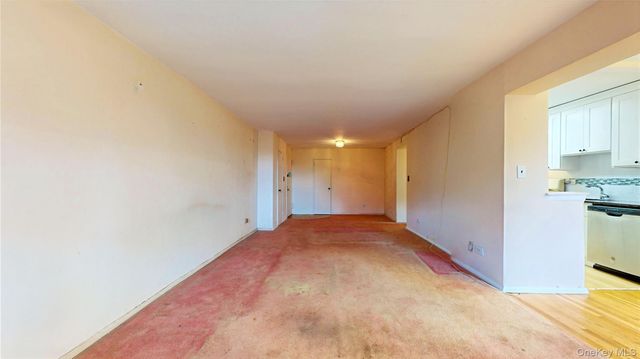 8420 153rd 4C, Howard Beach, NY 11414