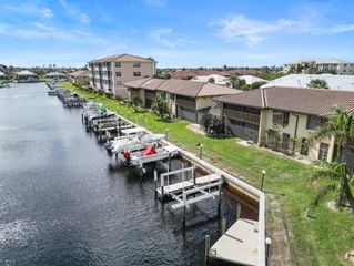 208 LEWIS CIRCLE 4A, Punta Gorda, FL 33950