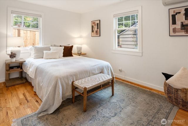 7264 27th Avenue NE, Seattle, WA 98115