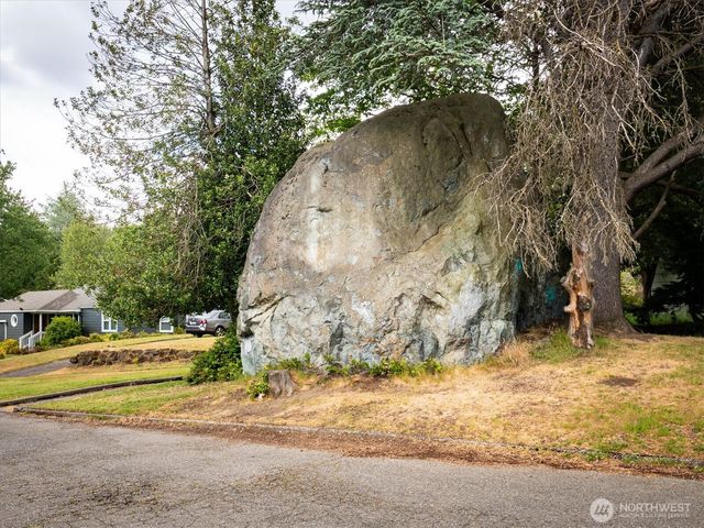 7264 27th Avenue NE, Seattle, WA 98115