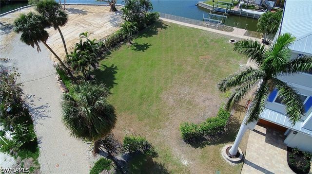 24587 Redfish ST, Bonita Springs, FL 34134
