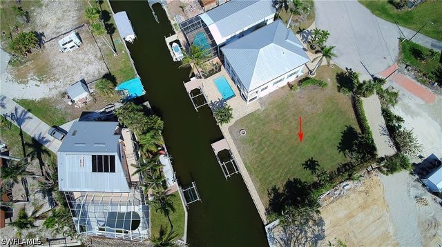 24587 Redfish ST, Bonita Springs, FL 34134