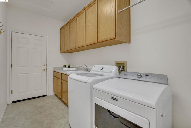 1711 Kent Dr, Brentwood, CA 94513
